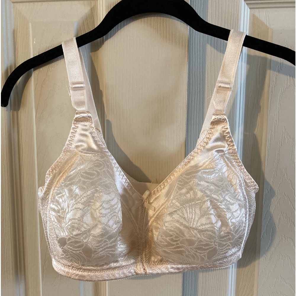 Bali Classic Comfort Support No Underwire Cool Comfort Fabric Bra #3372 NWOT